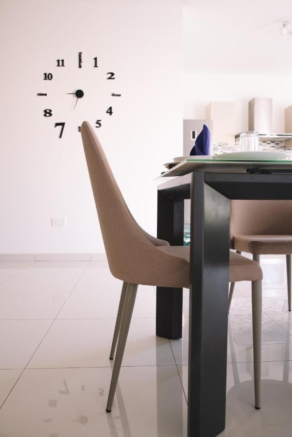 Modern 3 Bedroom With Ac Apartment Żabbar Exterior foto