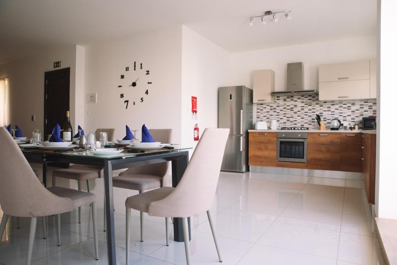 Modern 3 Bedroom With Ac Apartment Żabbar Exterior foto